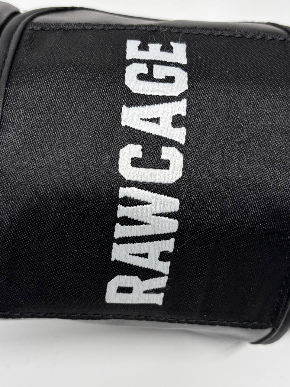 RAWCAGE IGNITE TRAINING BOXING GLOVES BLACK/WHITE