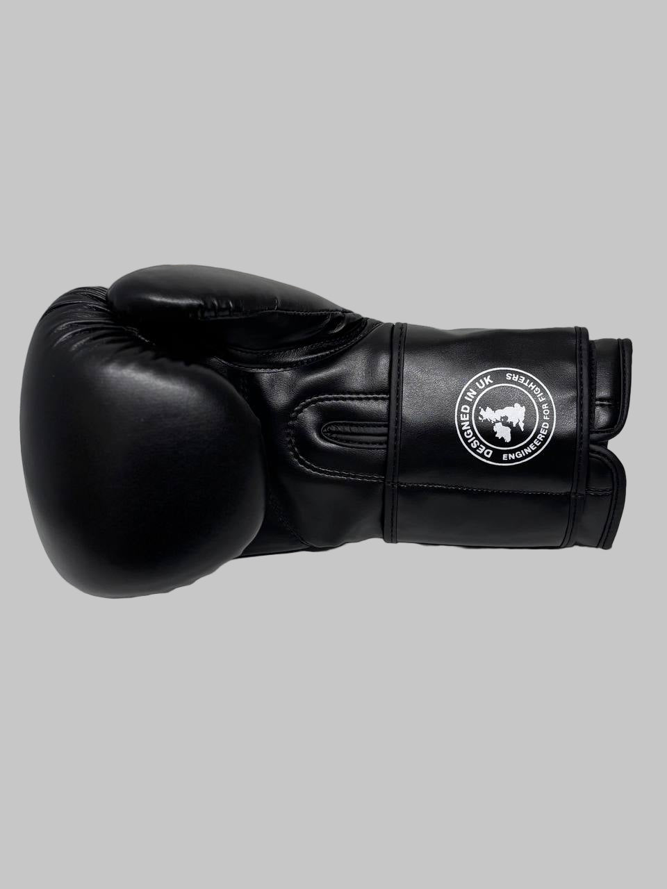 RAWCAGE IGNITE TRAINING BOXING GLOVES BLACK/WHITE
