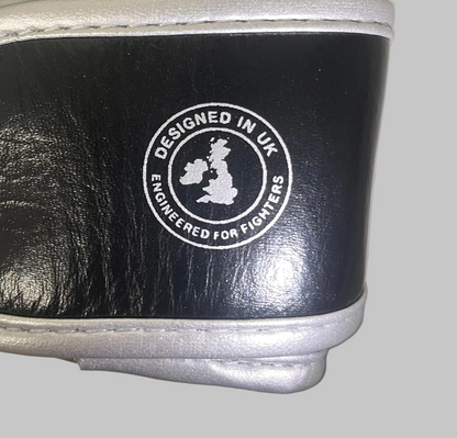 RAWCAGE OKORO Cowhide Leather MMA Gloves BLACK/SILVER